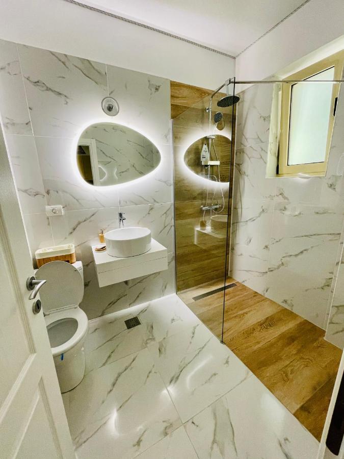 דירות Năvodari Luxury Studio - Maison 103 - Stefan Building Complex מראה חיצוני תמונה