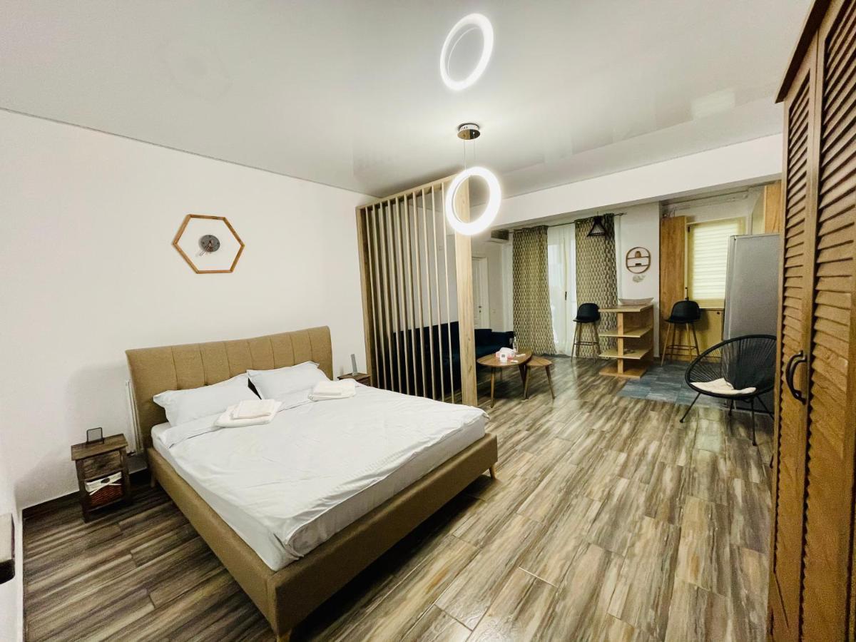 דירות Năvodari Luxury Studio - Maison 103 - Stefan Building Complex מראה חיצוני תמונה