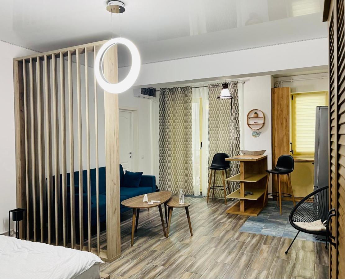 דירות Năvodari Luxury Studio - Maison 103 - Stefan Building Complex מראה חיצוני תמונה
