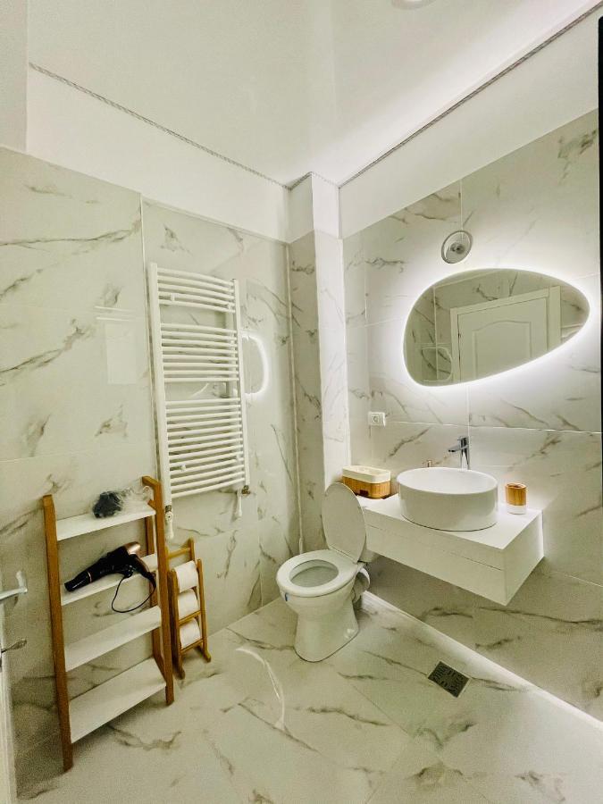 דירות Năvodari Luxury Studio - Maison 103 - Stefan Building Complex מראה חיצוני תמונה